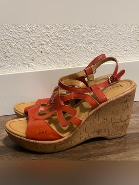 b.o.c. Coral strap Cork Wedge Sandals size 10